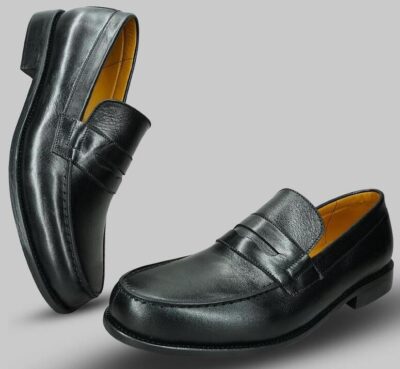 Mocassin en cuir noir